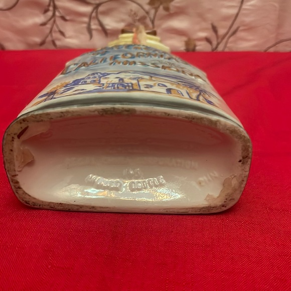 Jim Beam ( EMPTY) Decanter - Picture 4 of 5